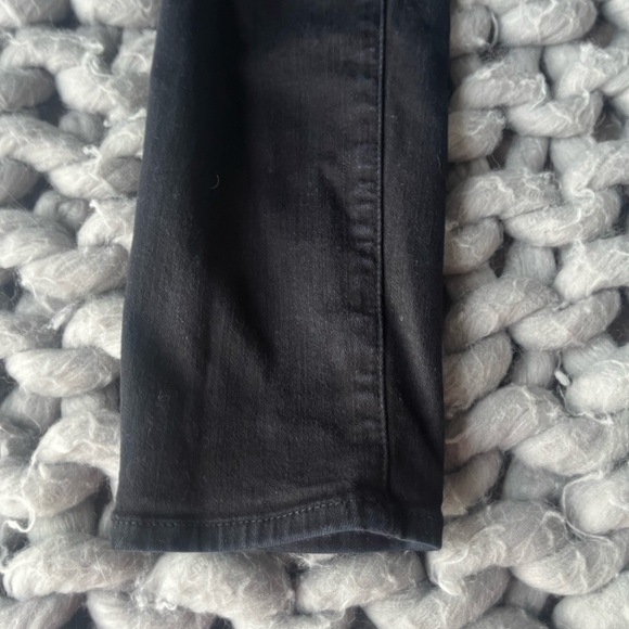 FRAME Ripped Jeans - Picture 5 of 10